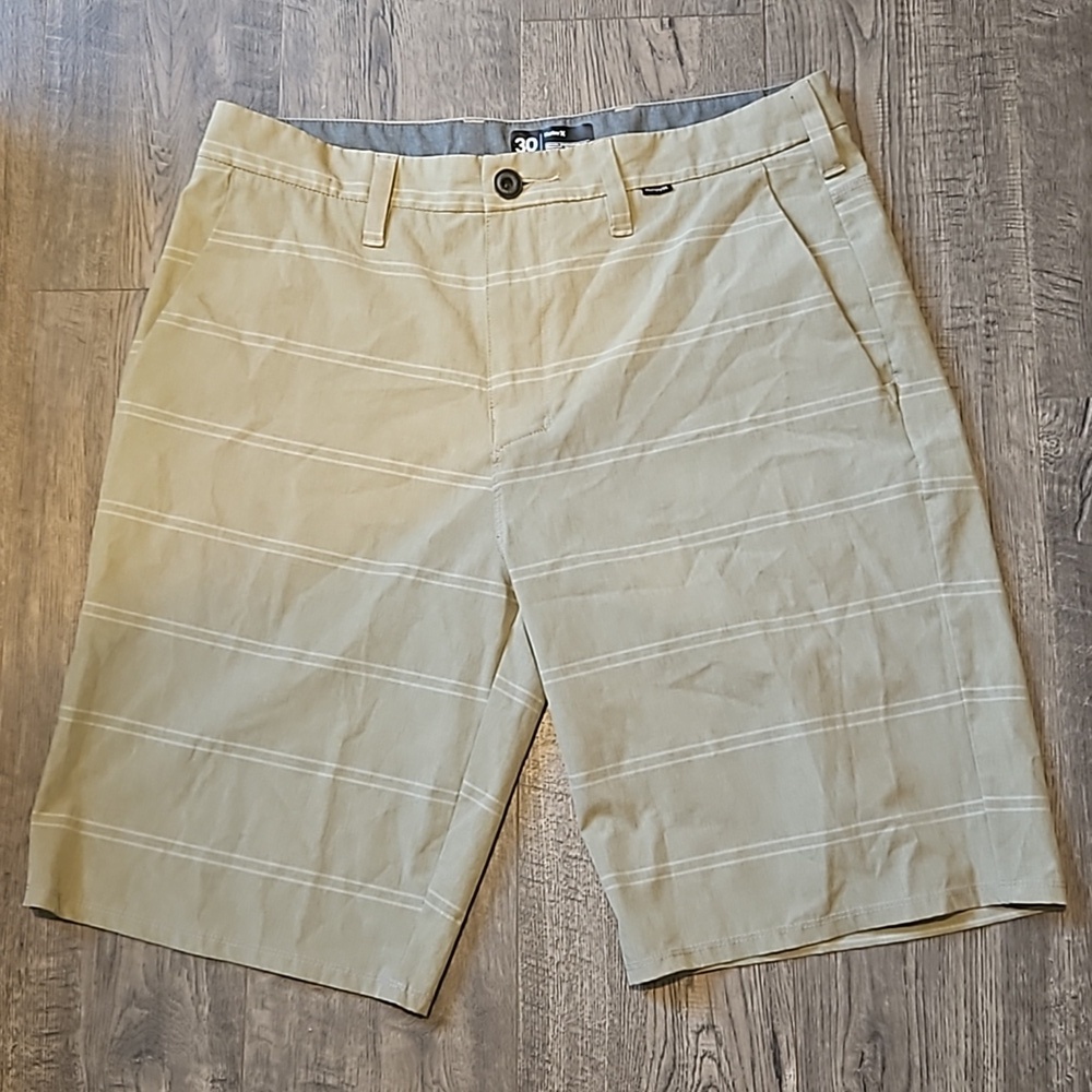 Hurley Phantom Size 30 Brown Striped Shorts